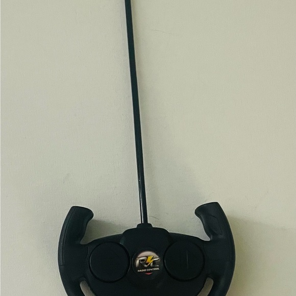 SHENGLE Remote Control Car - Picture 2 of 5